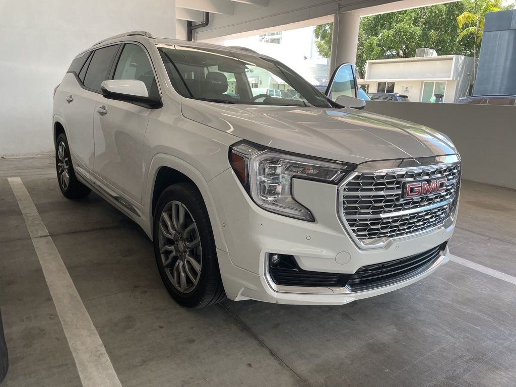 2023 GMC Terrain Denali