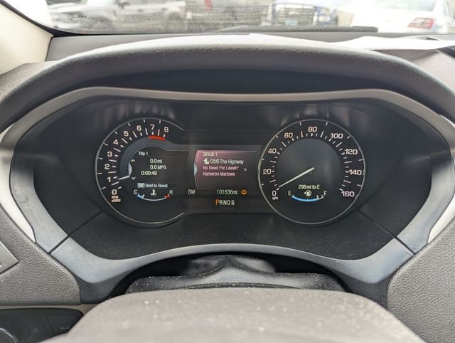 Used 2016  Lincoln Reserve image 19