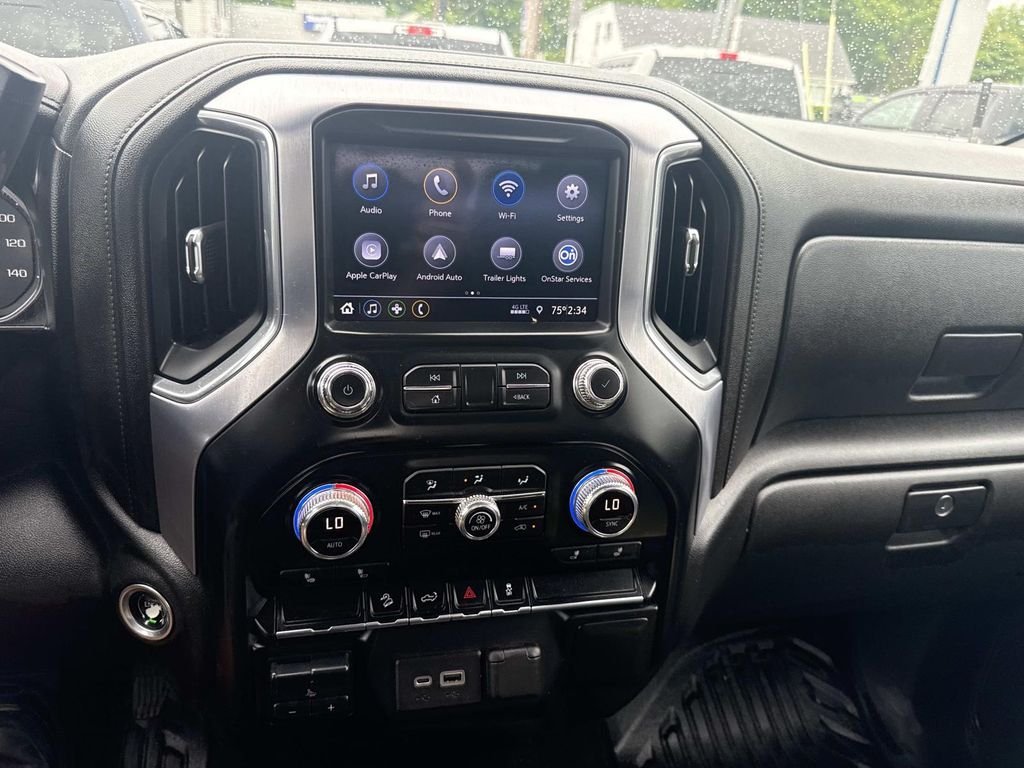 Used 2020 Blue GMC SLE image 21