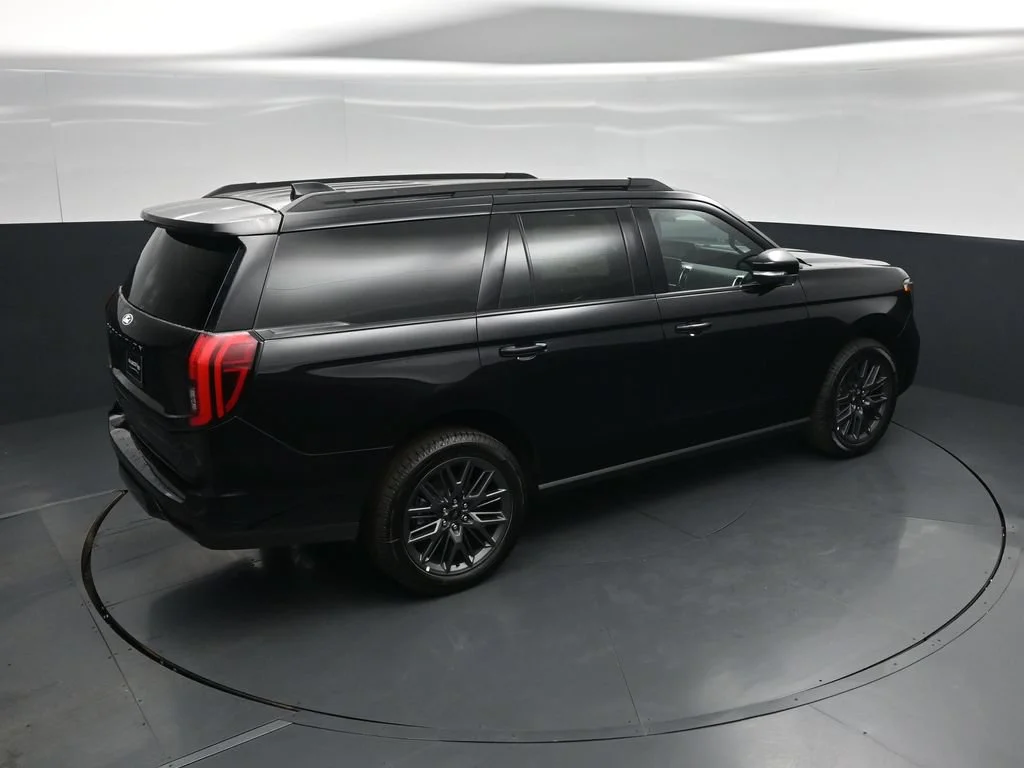 New 2027 Agate Black Metallic Ford Platinum image 39