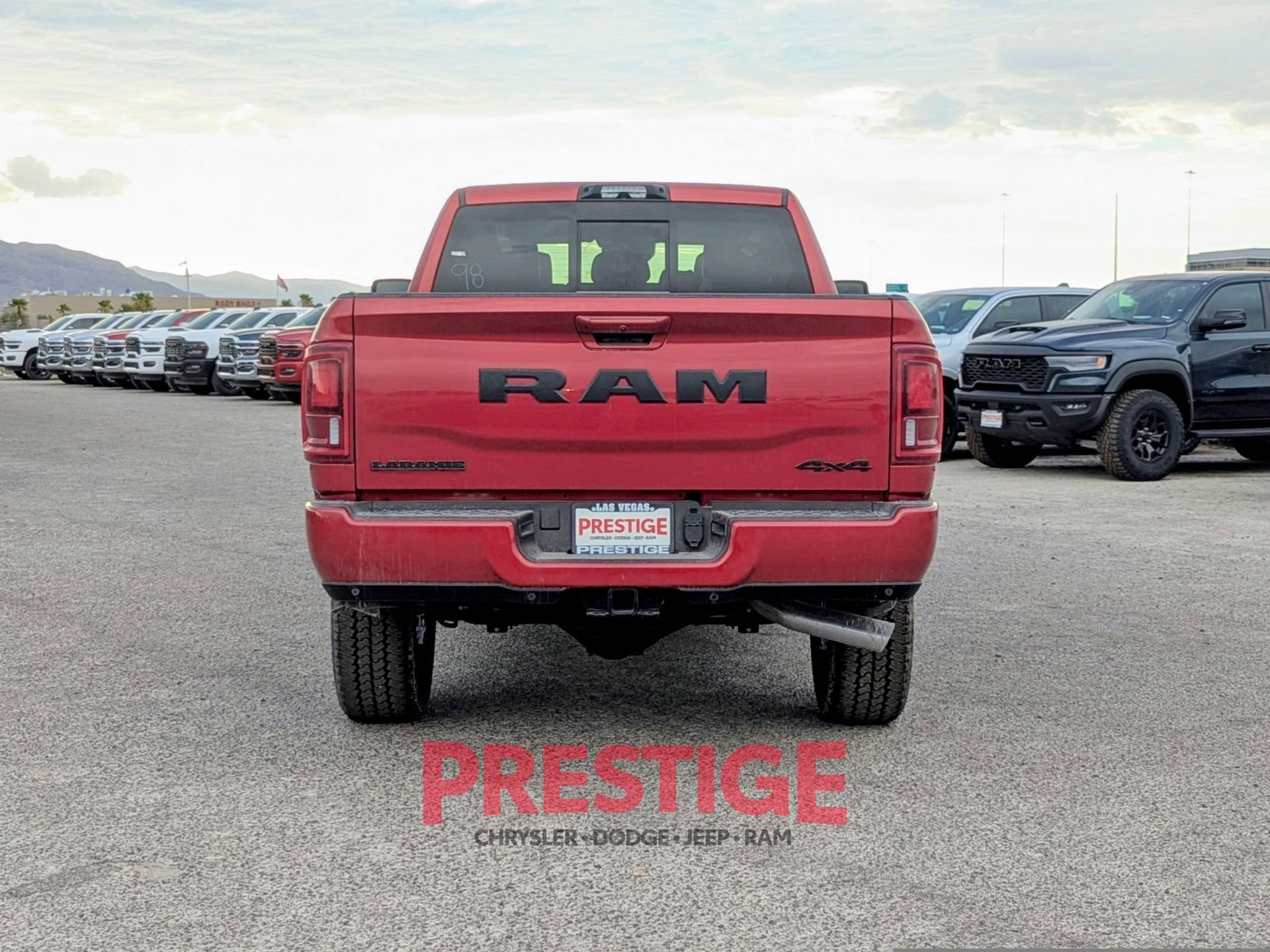 New 2026 Molten Red Pearl-Coat Exterior Paint RAM Laramie image 6