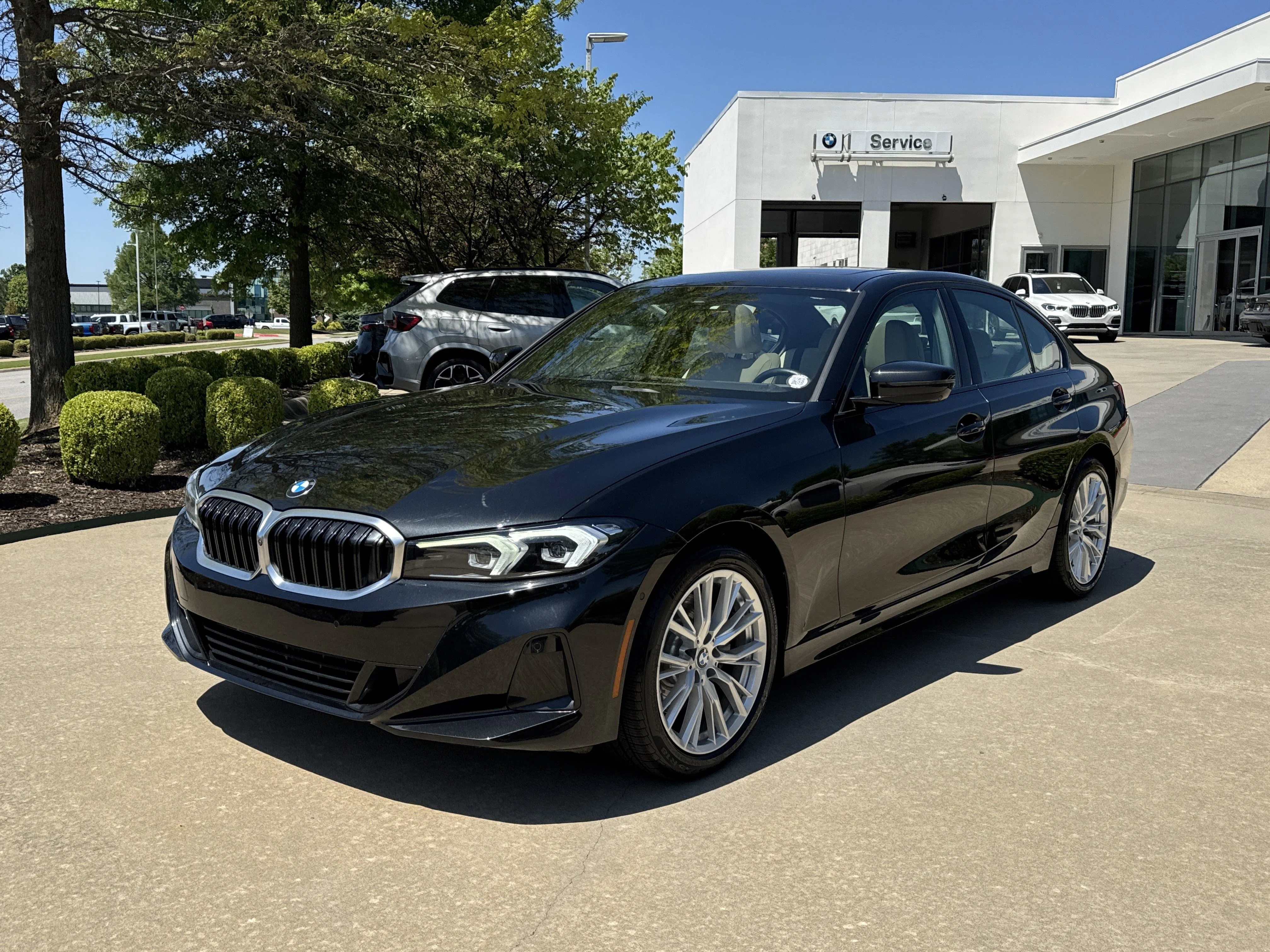 2023 BMW 3 Series 330i Sedan's photo