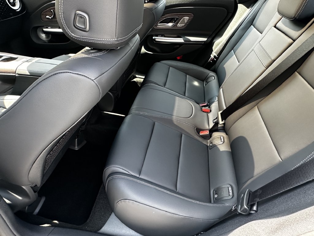 New 2027 Liquid Crystal Green Mercedes-Benz CLA 220 Hybrid image 56