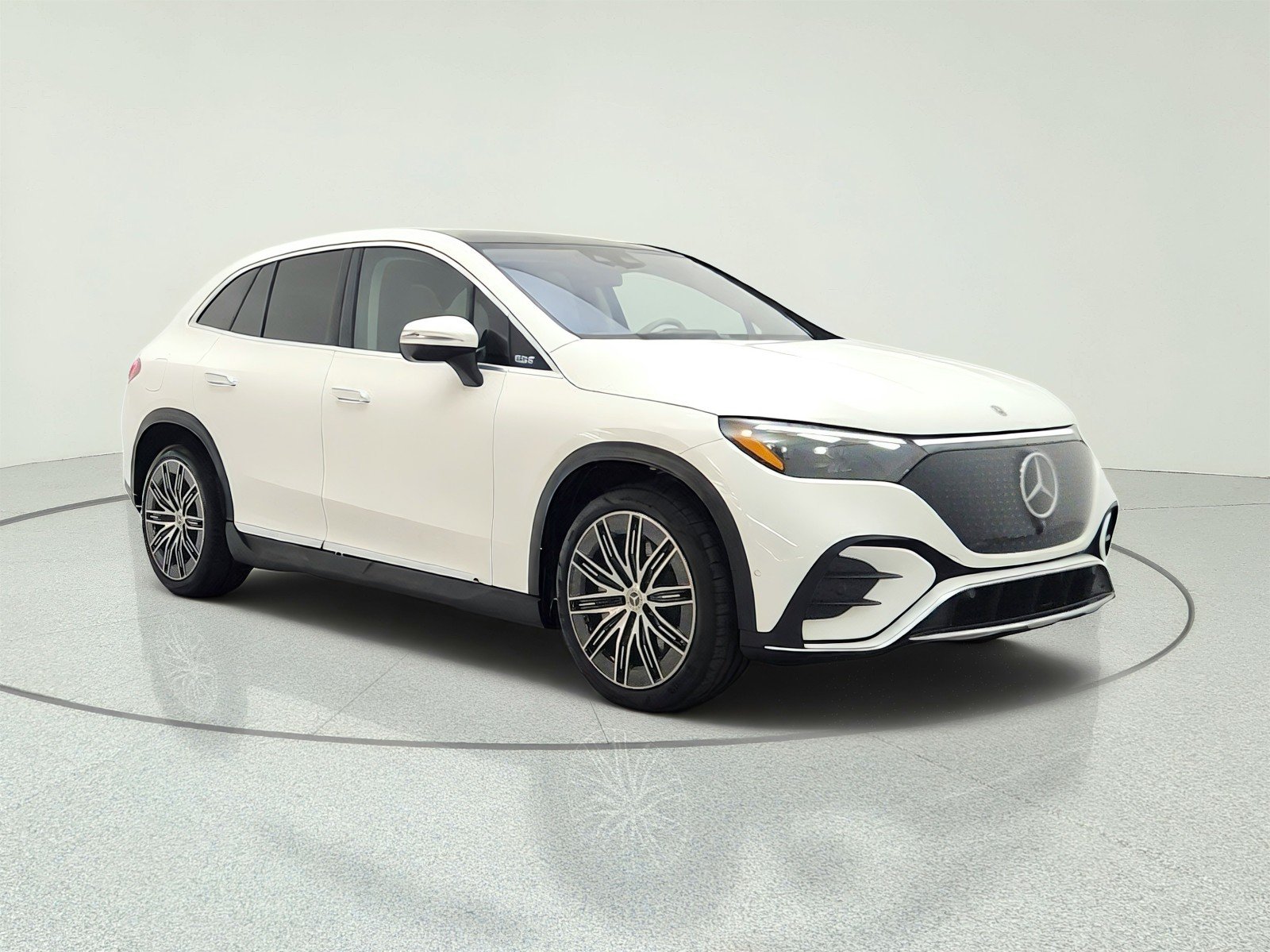 Used 2023 Polar White Mercedes-Benz EQE 500 4MATIC® SUV image 3