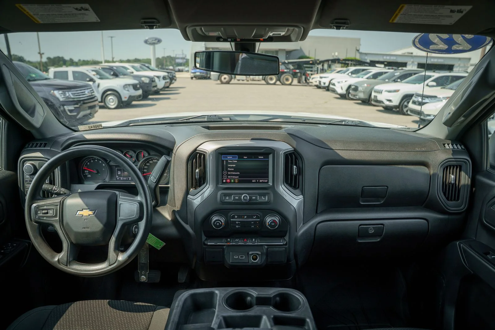 Used 2022  Chevrolet Custom image 23