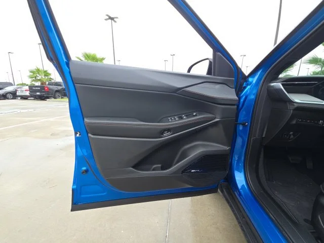 New 2026 Hydro Blue Pearl-Coat Exterior Paint Jeep Limited image 15