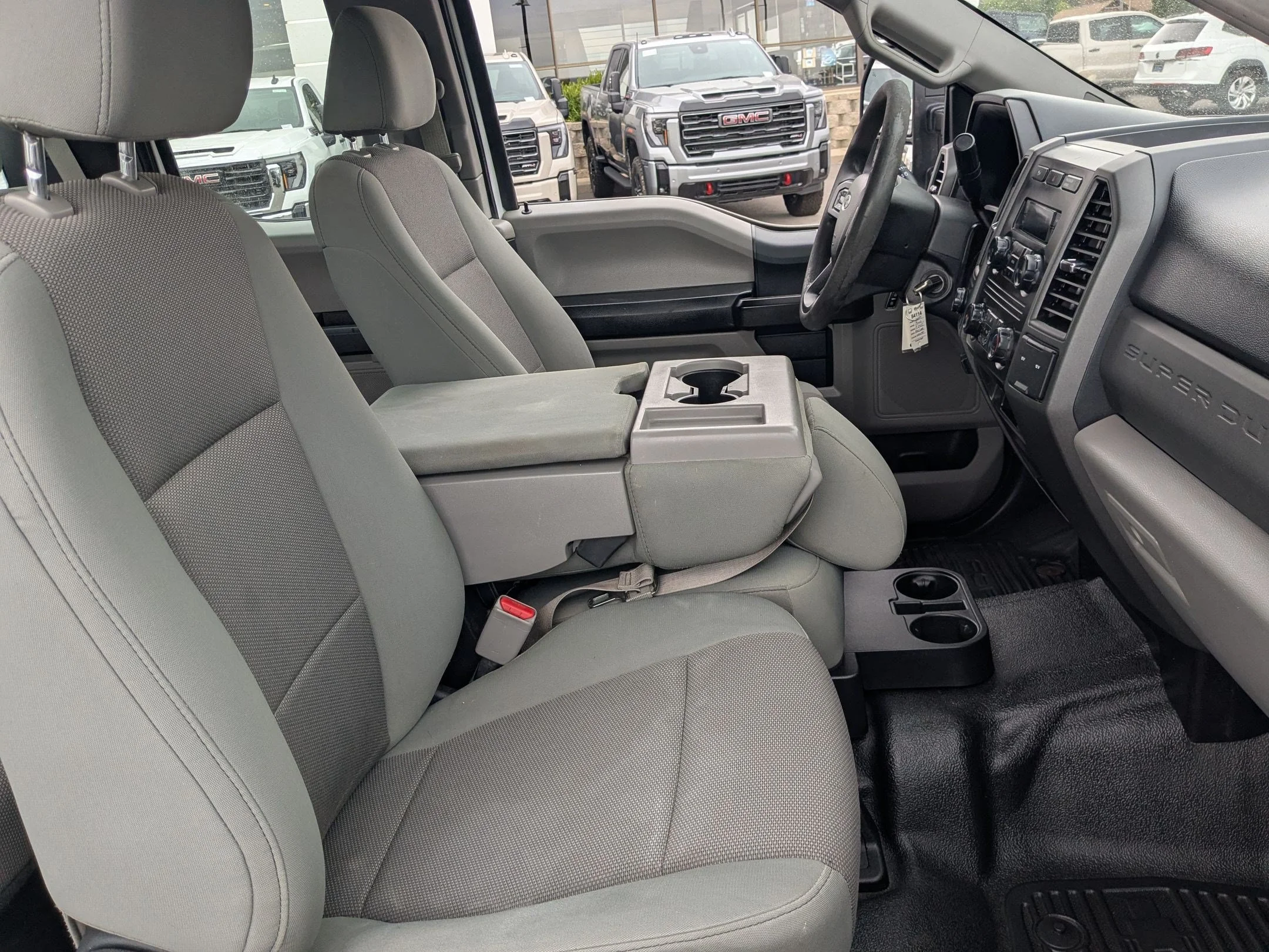 Used 2017 Oxford White Ford XL image 27