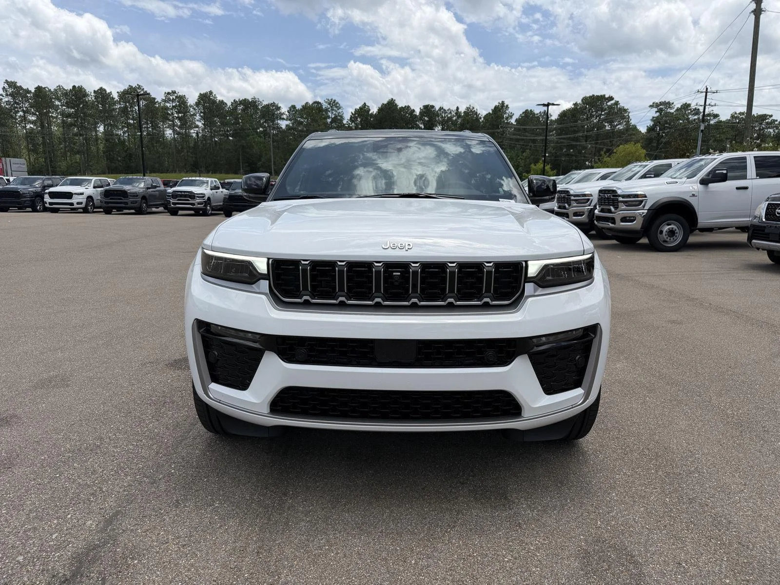 New 2026 Bright White Clear-Coat Exterior Paint Jeep Summit image 2