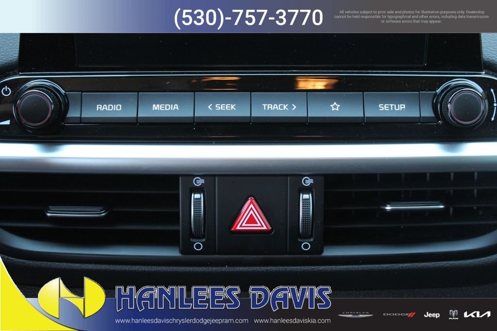 Used 2023 Red Kia LXS image 22