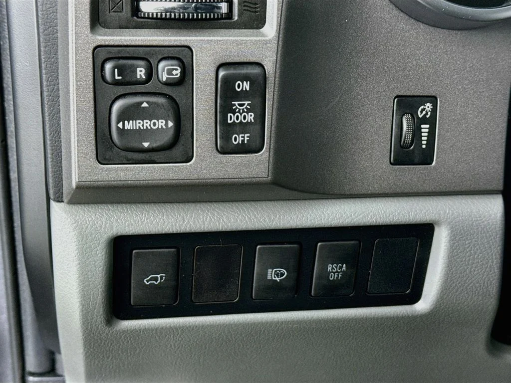 Used 2011 Gray Toyota Limited image 11