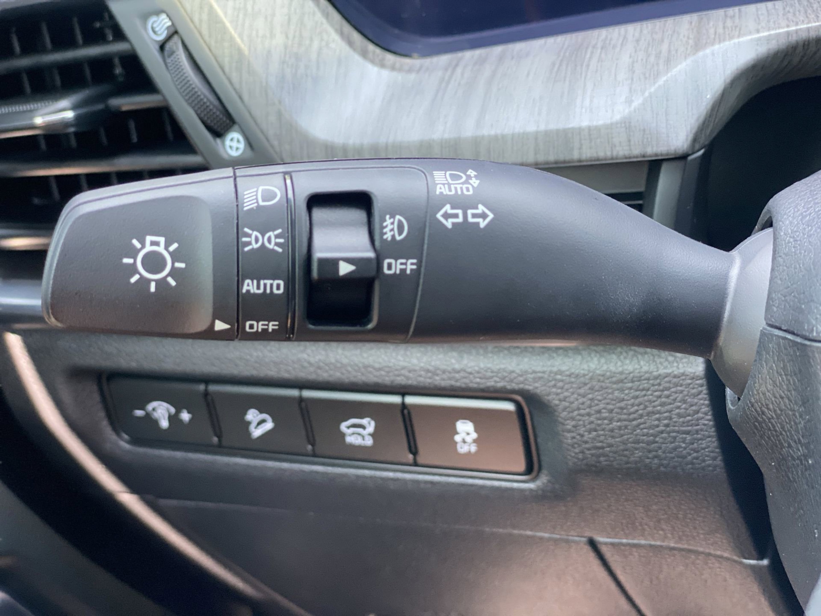 Certified Used 2025 Dark Moss Kia SX image 23