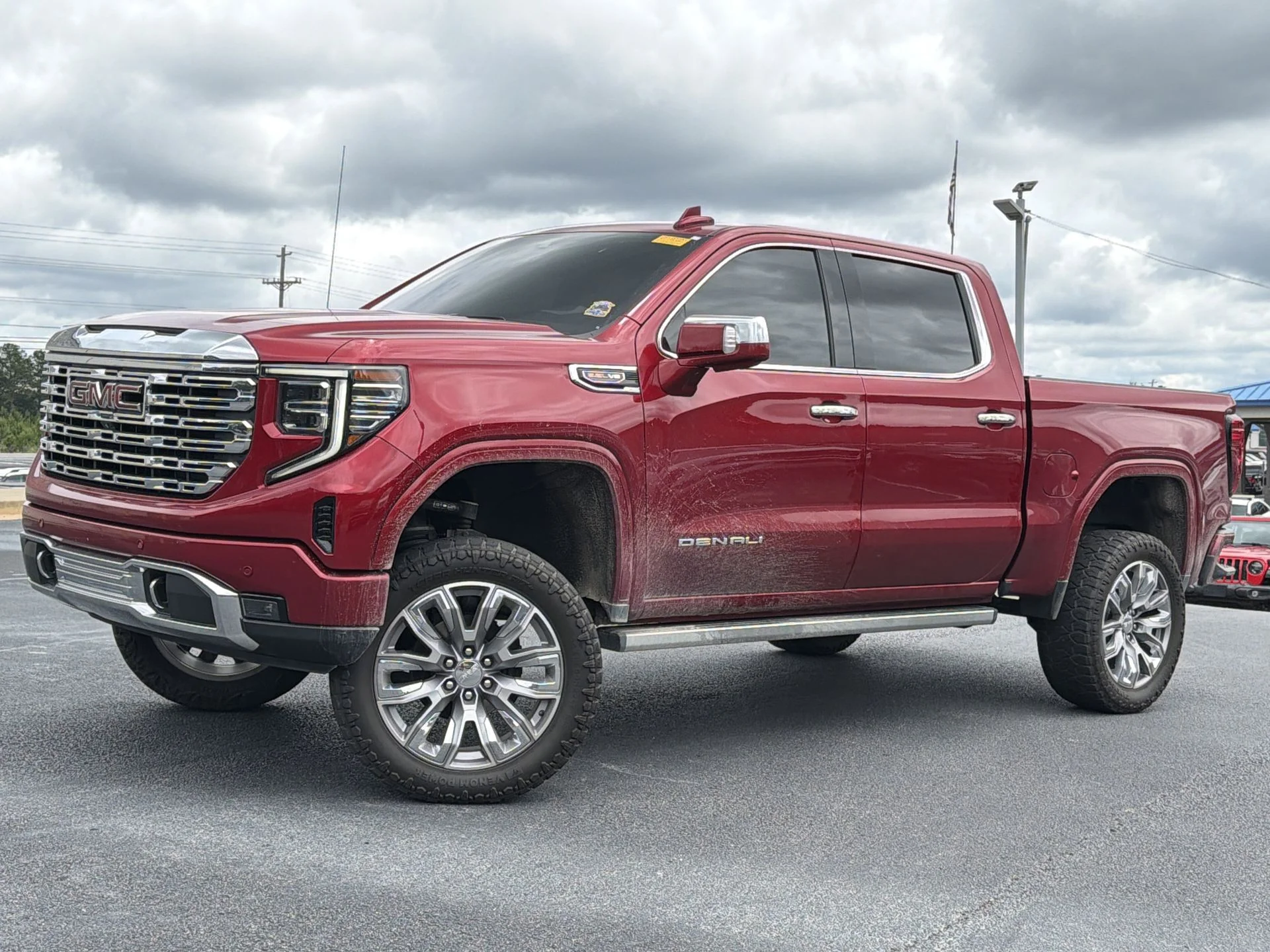 2022 GMC Sierra 4WD Crew Cab Short Box Denali's photo