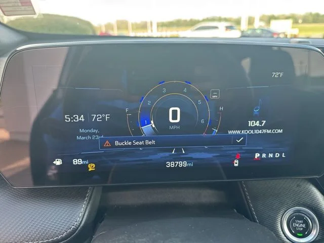 Used 2025 Lakeshore Blue Chevrolet LT image 21