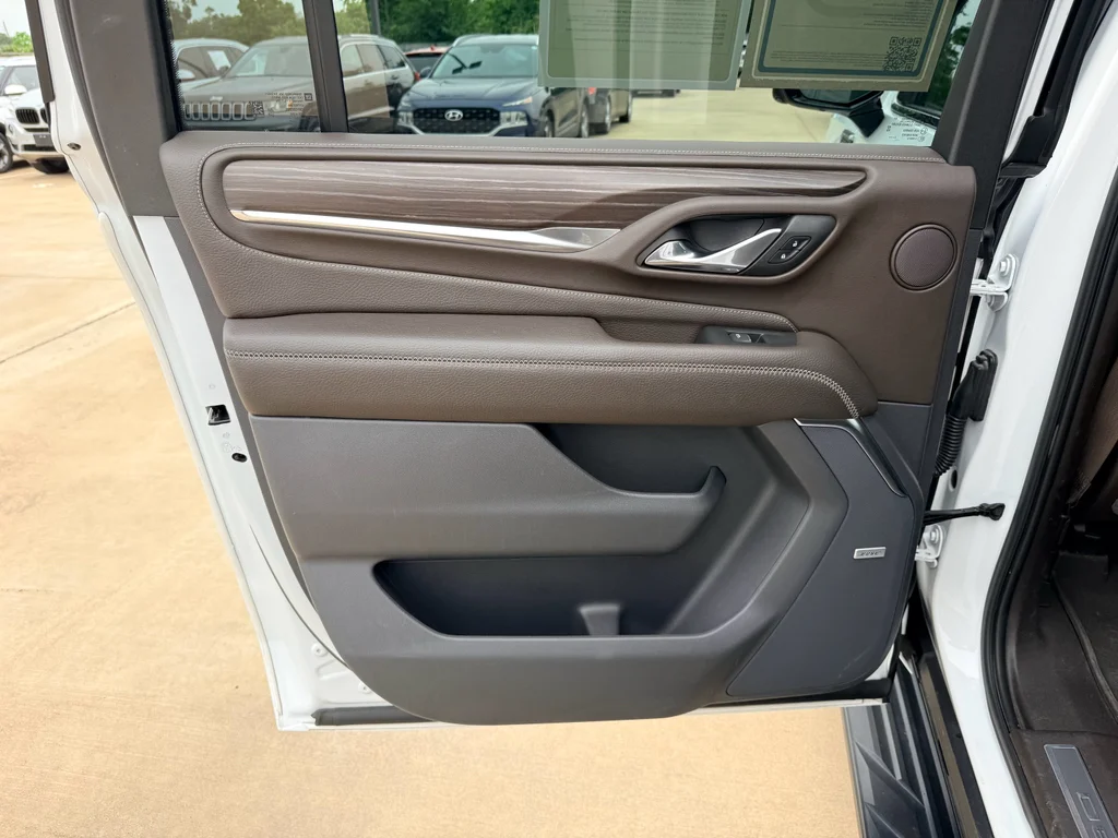 Used 2021 Summit White GMC Denali image 25