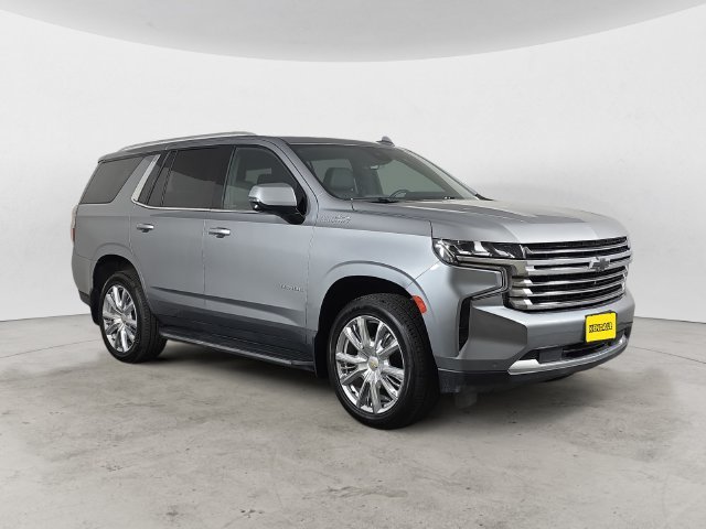 Used 2023 Gray Chevrolet High Country image 3