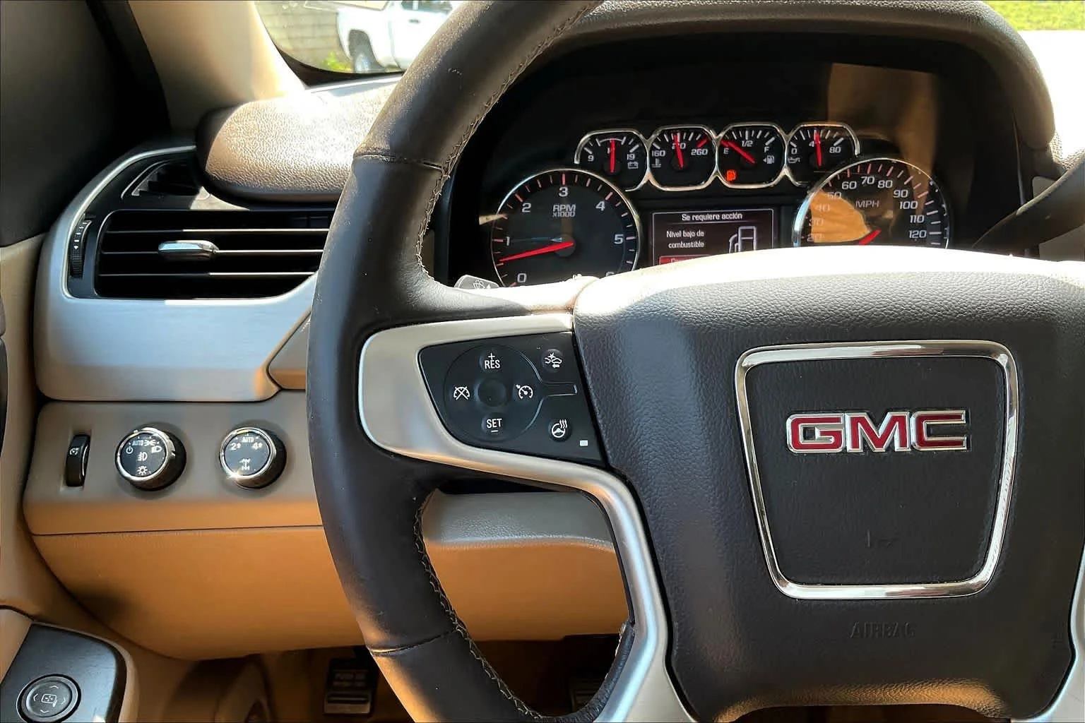 Used 2015 Summit White GMC SLT image 24