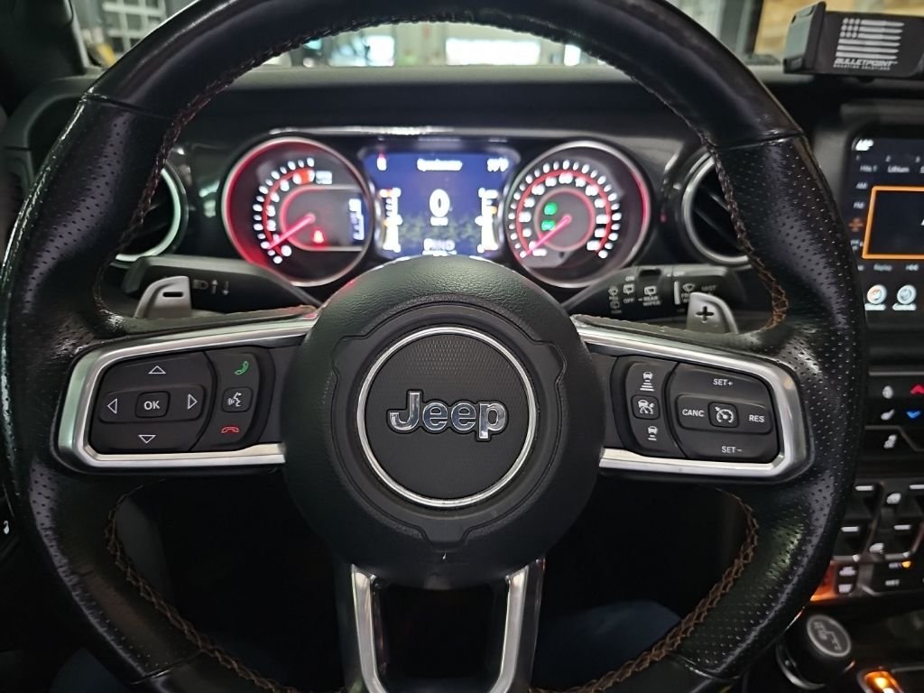 Used 2021 Bright White Clearcoat Jeep Unlimited Rubicon 392 image 9