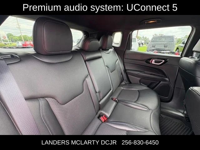 Used 2026 Silver Jeep Latitude image 12