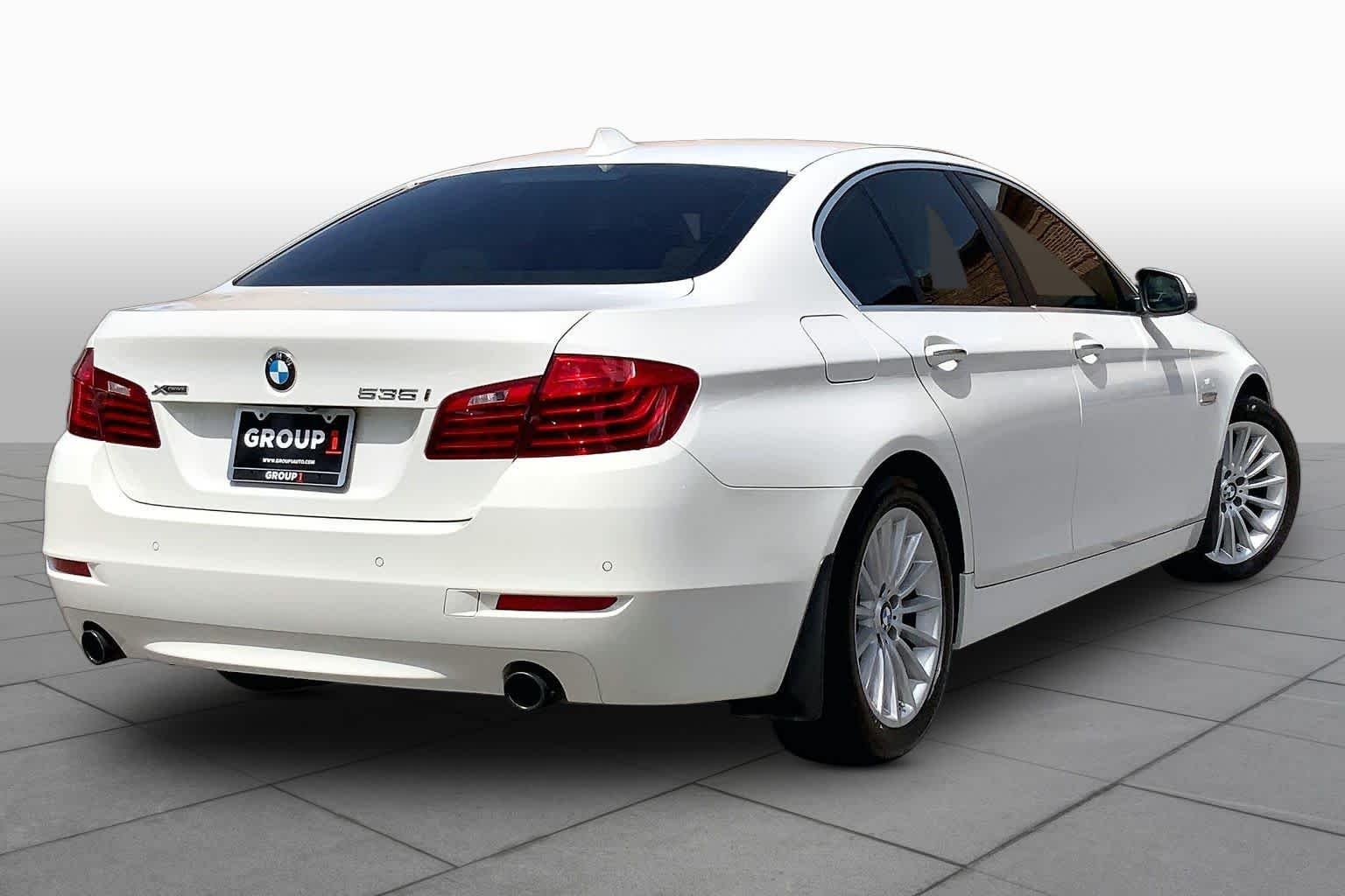Used 2014 Mineral White Metallic BMW 535i xDrive image 13