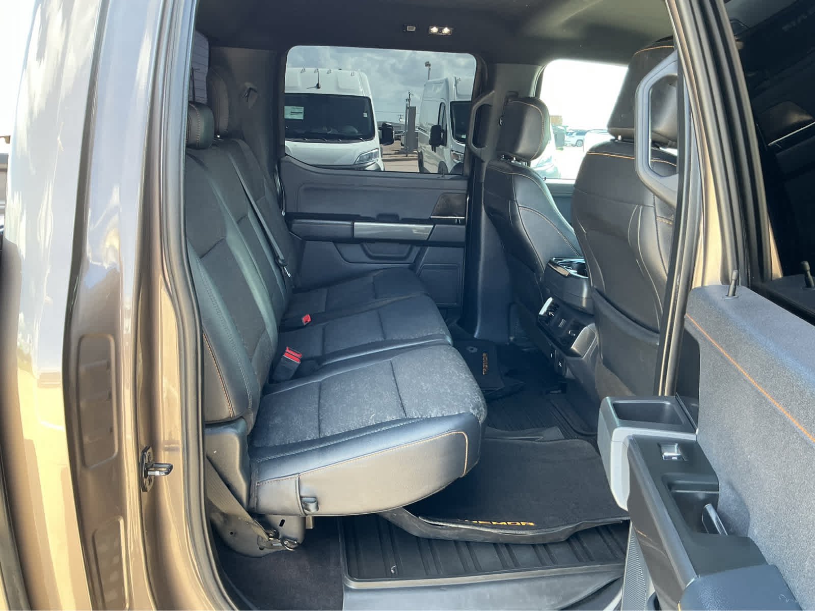 Used 2022 Stone Gray Metallic Ford Tremor image 17