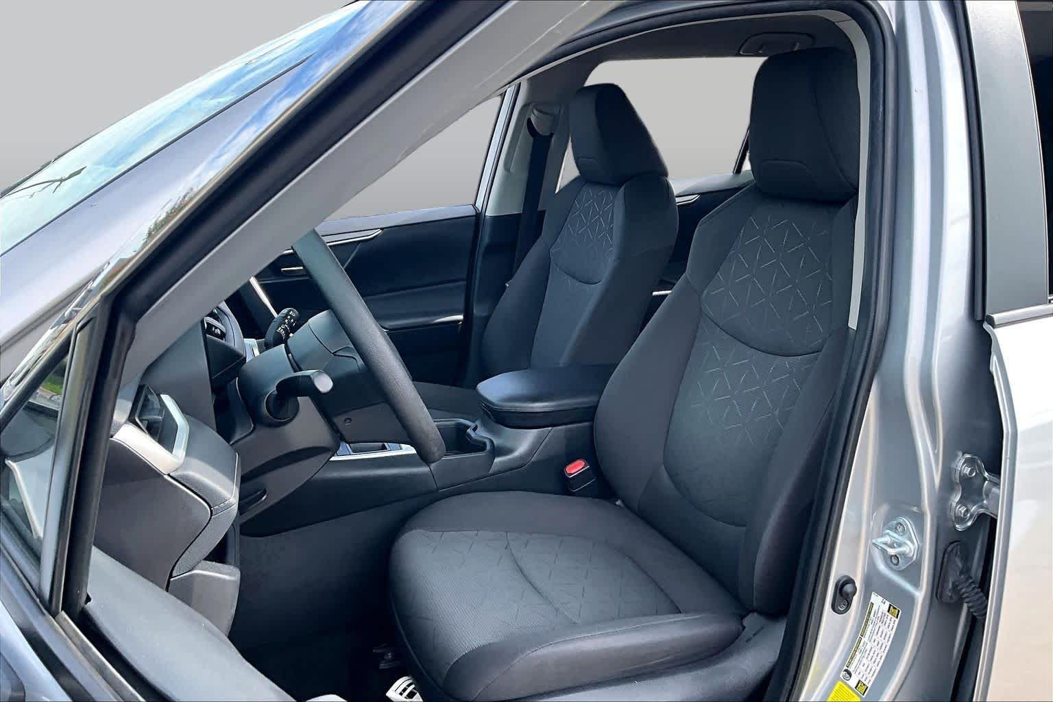 Used 2024 Silver Sky Metallic Toyota XLE image 8