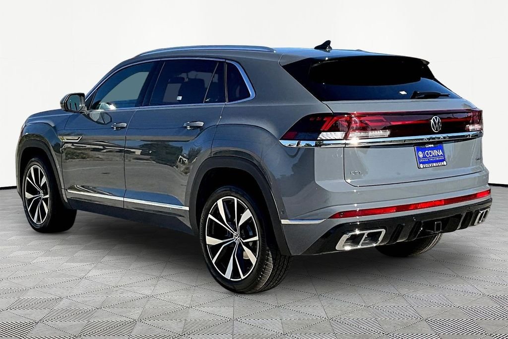 New 2026 Gray Volkswagen 2.0T SEL Premium R-Line image 4