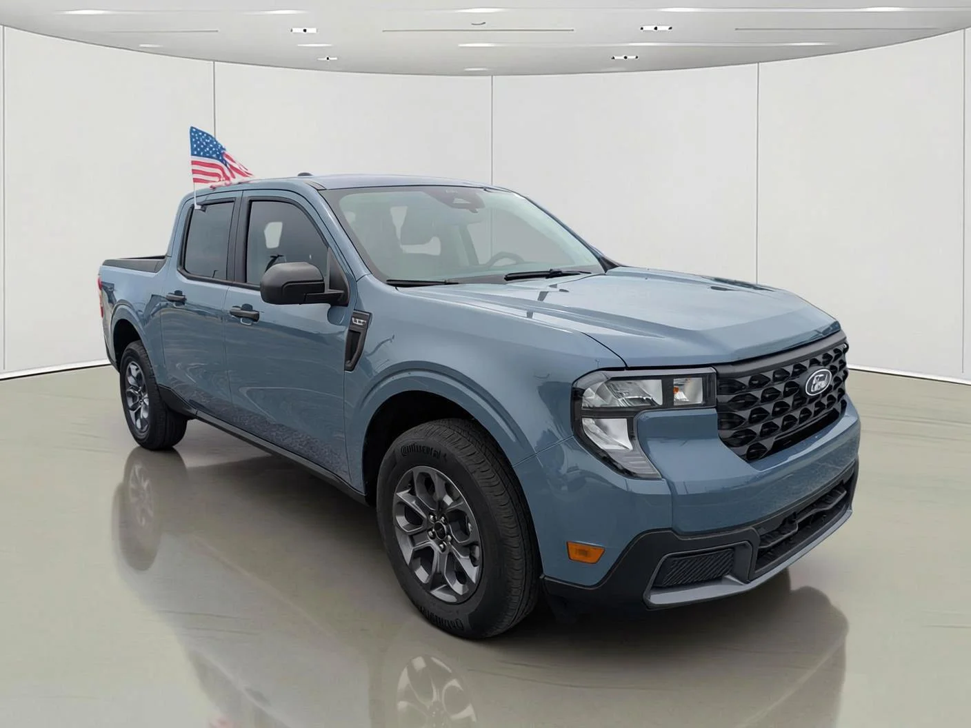 New 2026 Azure Gray Metallic Tri-Coat Ford XLT image 4