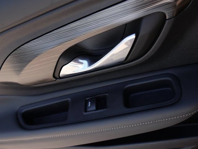 2024 GMC Terrain SLT - Photo 19