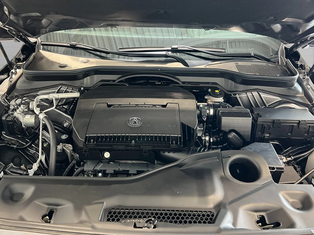 New 2026 Liquid Carbon Metallic Acura w/Technology Package image 13