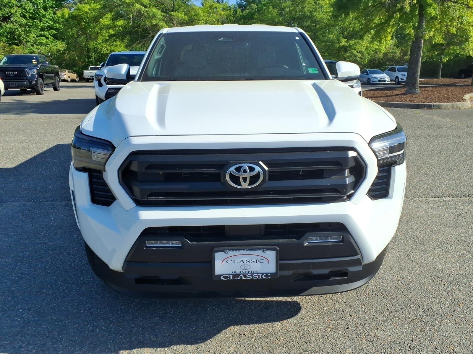 New 2026 Ice Cap Toyota SR5 image 3