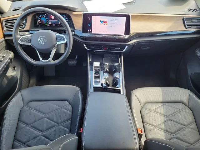 2024 Volkswagen Atlas SE w/Tech - Photo 19