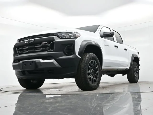 Used 2024 Summit White Chevrolet Trail Boss image 22