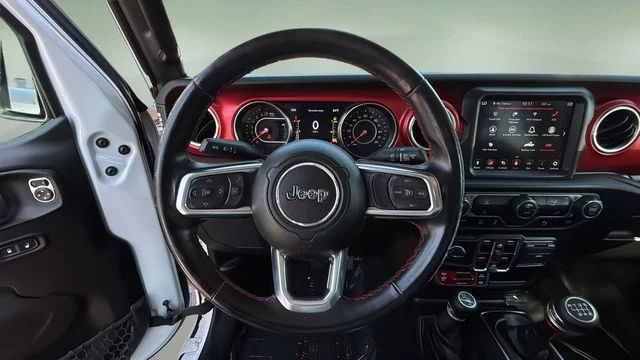 Used 2021 White Jeep Rubicon image 13
