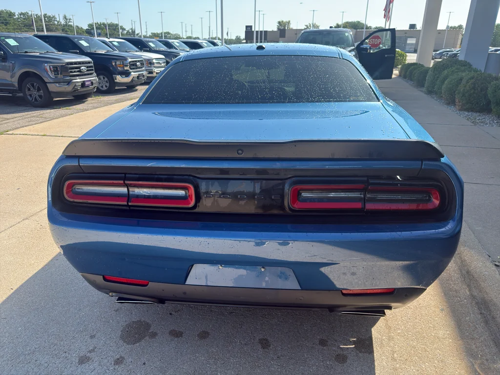 Used 2022 Frostbite Dodge R/T image 8