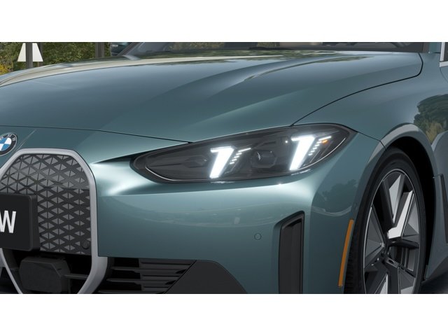 New 2026 Cape York Green Metallic BMW eDrive40 image 6