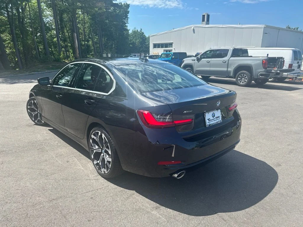 Used 2026 Black Sapphire Metallic BMW 330i xDrive image 5