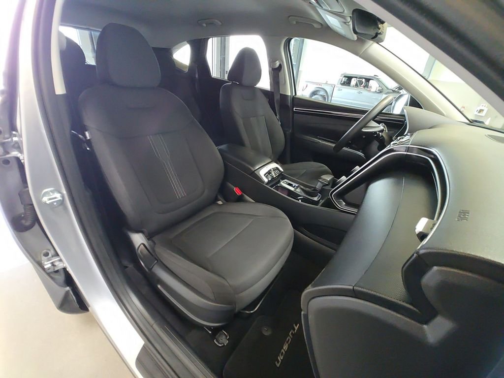 Used 2023 Silver Hyundai SEL image 36