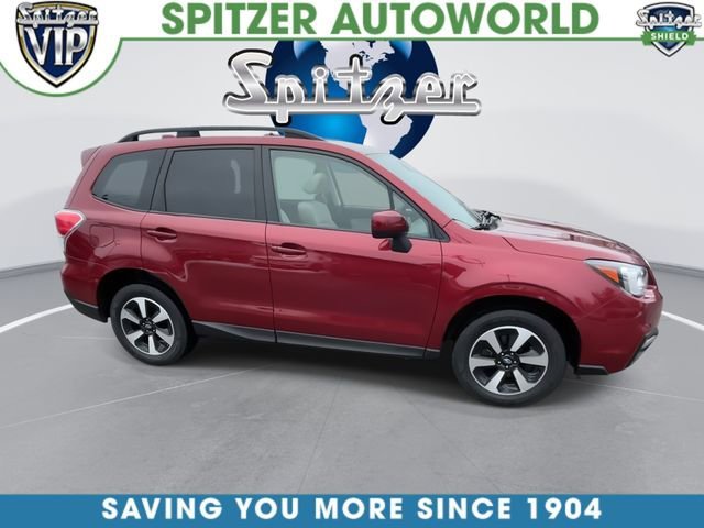 Used 2018  Subaru Premium image 9