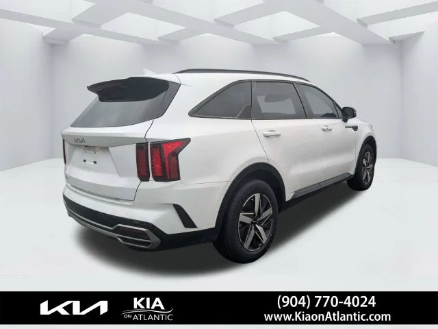 Used 2023 White Kia EX image 3