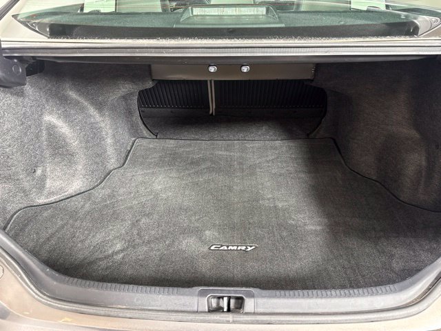 Used 2016 Gray Toyota SE image 19
