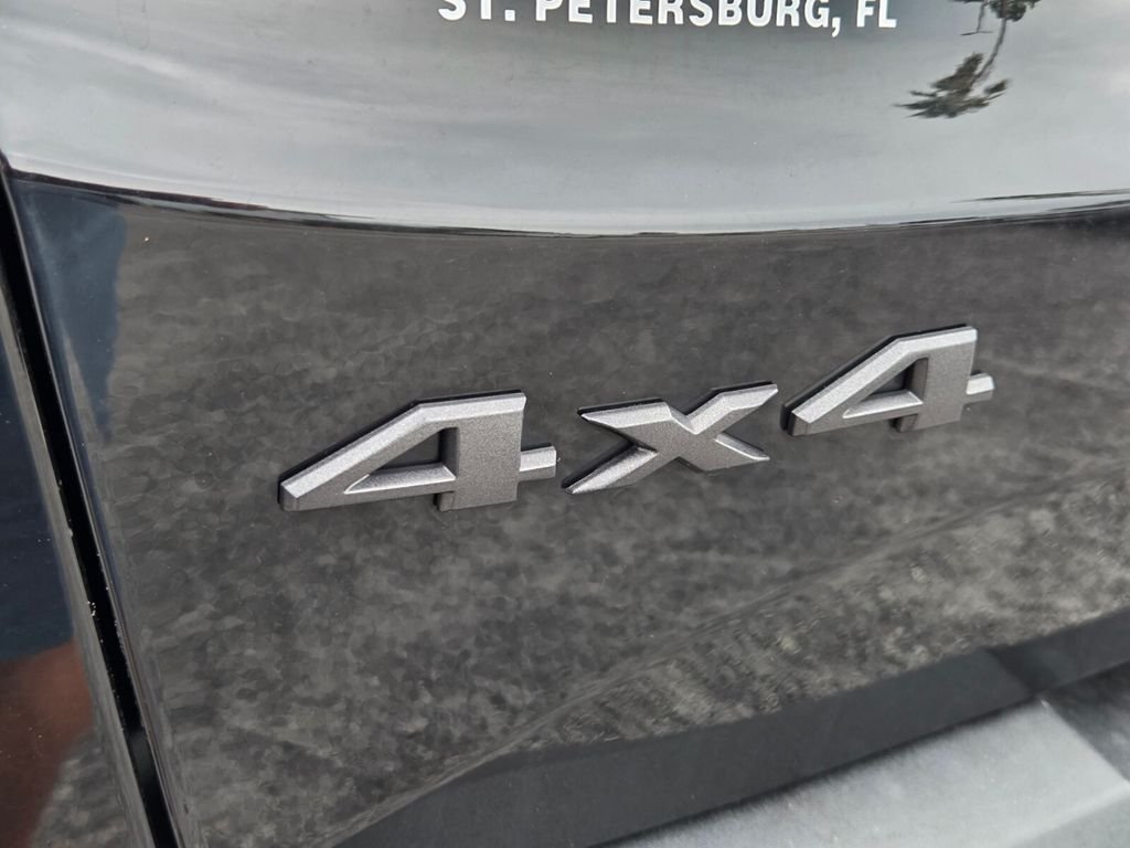 Used 2022 Black Jeep Trailhawk image 11