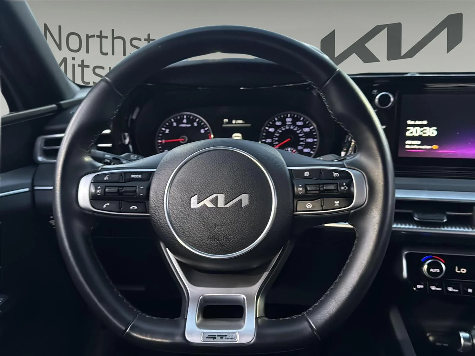 Used 2023 Wolf Gray Kia GT-Line image 10