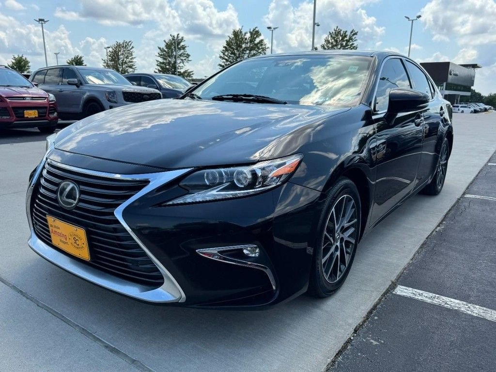 Used 2016 Obsidian Lexus 350 image 8