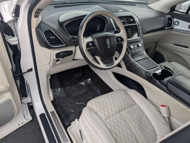 Used 2019 White Lincoln Black Label image 10