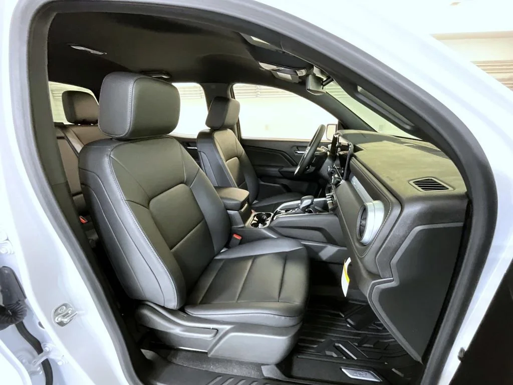 New 2026 Summit White Chevrolet LT image 15
