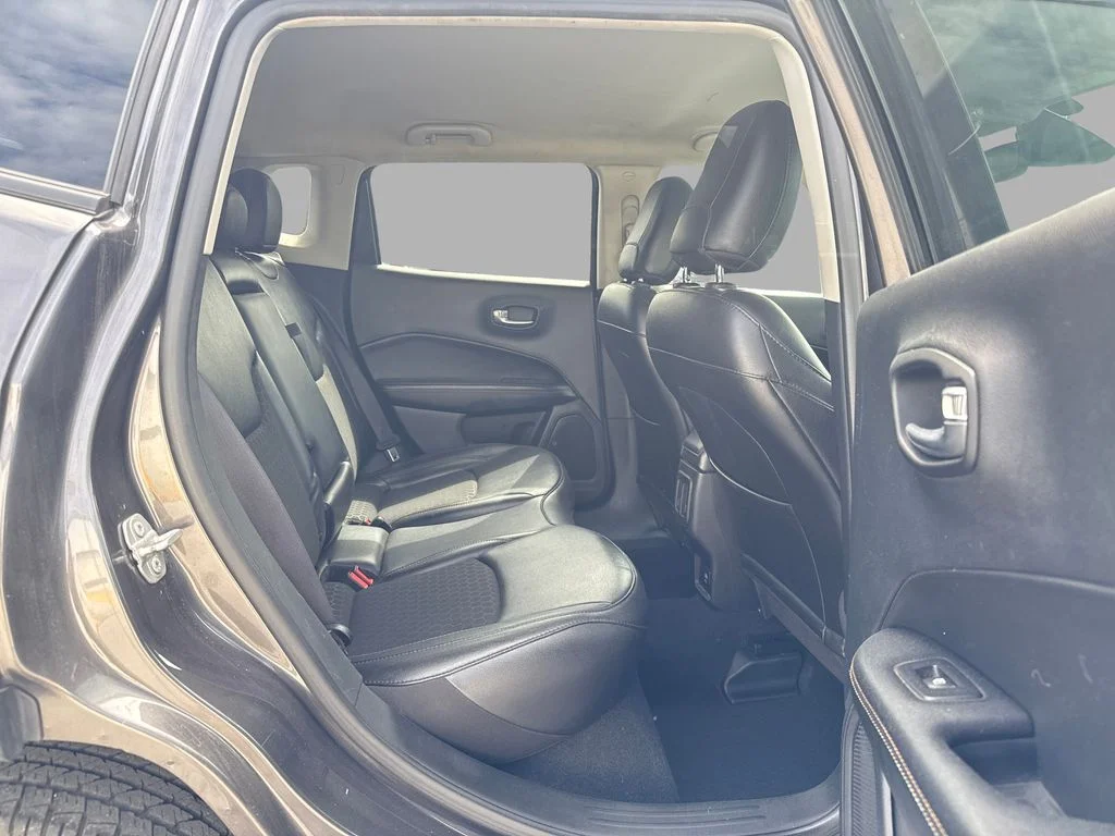 Used 2020 Gray Jeep Latitude image 11