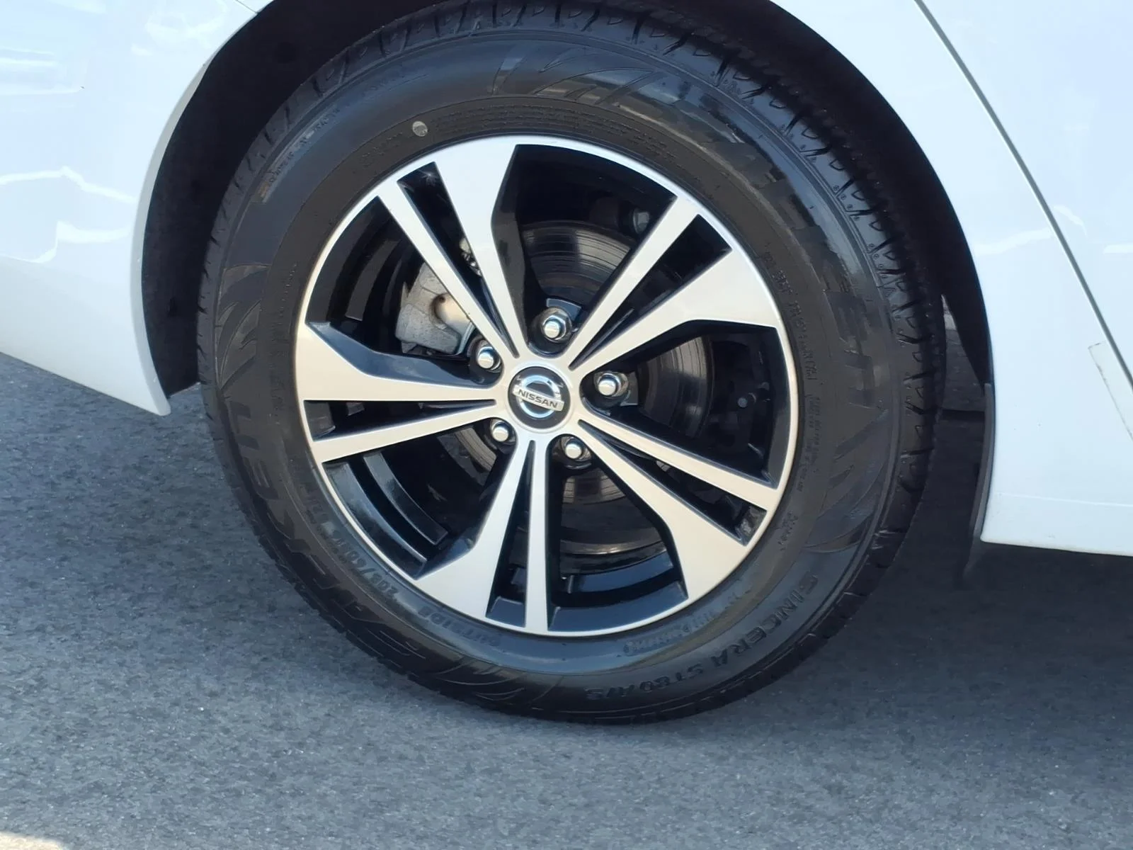 Used 2022 Fresh Powder Nissan SV image 9