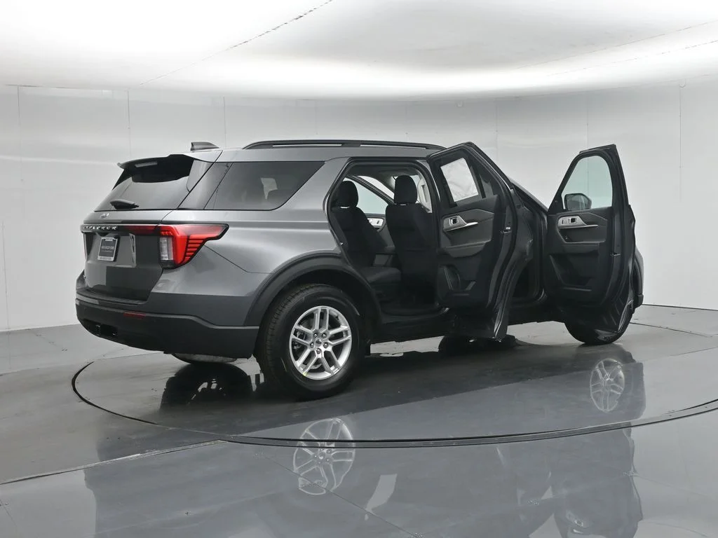 New 2026 Carbonized Gray Metallic Ford Active image 5