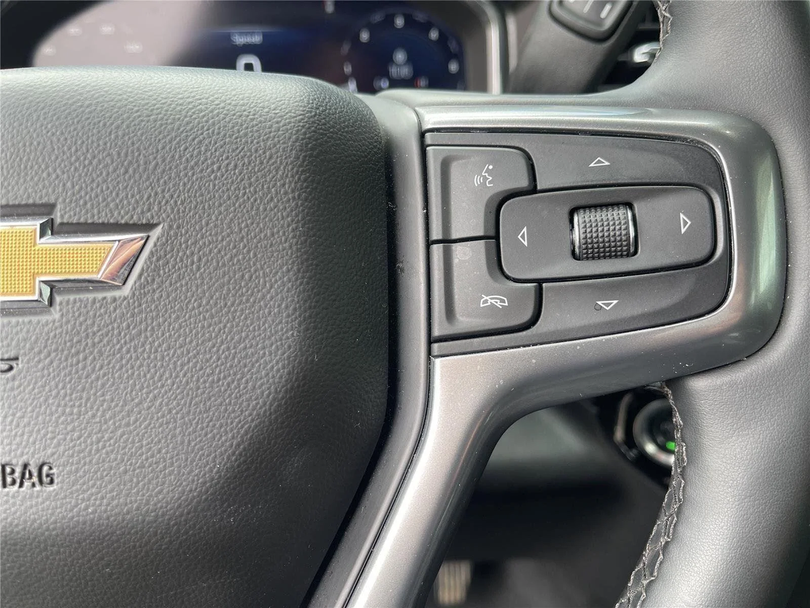 Used 2025 Black Chevrolet LT image 26
