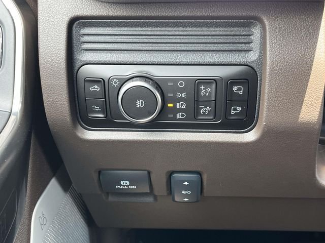 New 2026 Star White Metallic Tri-Coat Ford King Ranch image 20